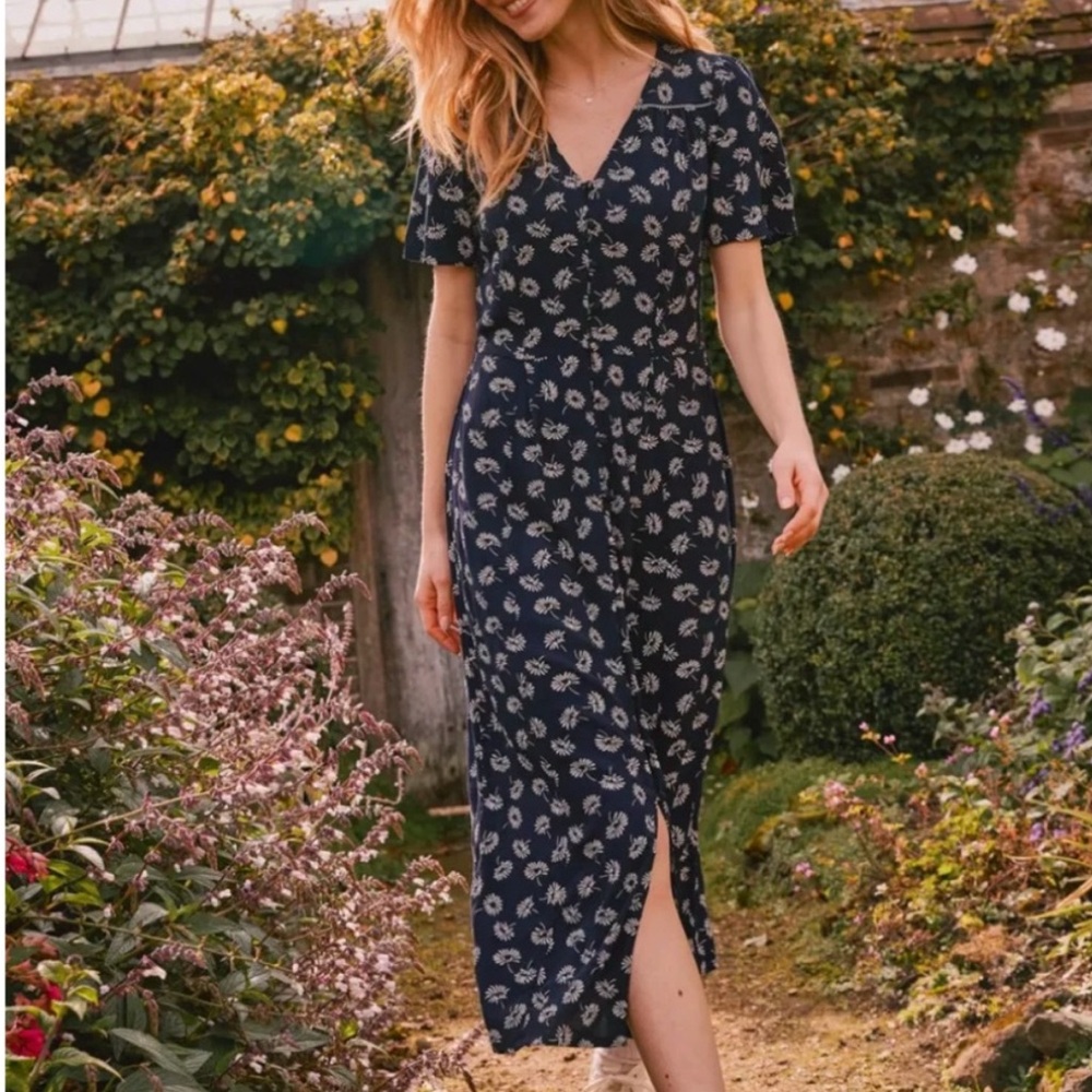 Floral Navy Midi Dress